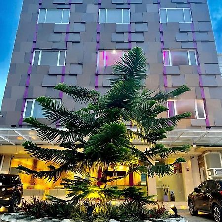 Elohim Hotel Sentani Jayapura Extérieur photo