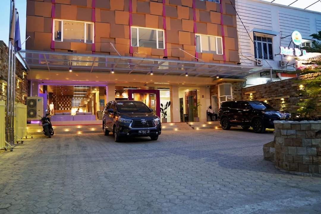 Elohim Hotel Sentani Jayapura Extérieur photo