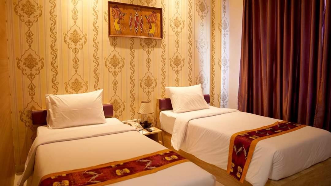 Elohim Hotel Sentani Jayapura Extérieur photo